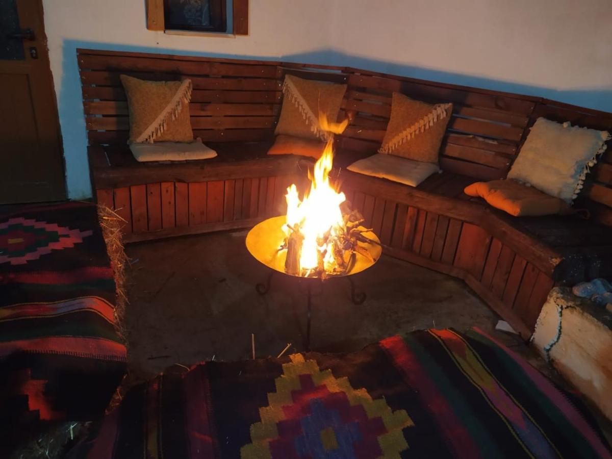 Guesthouse Mele Gjirokastër Екстериор снимка