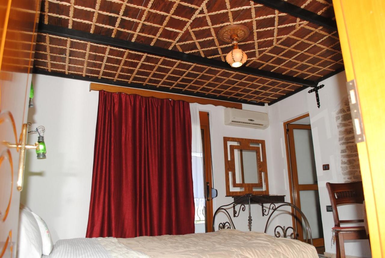 Guesthouse Mele Gjirokastër Екстериор снимка