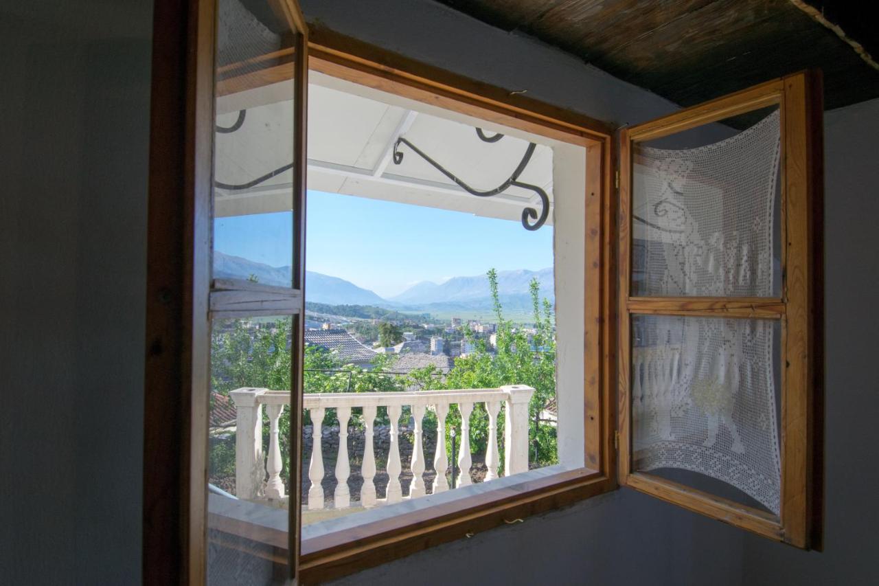 Guesthouse Mele Gjirokastër Екстериор снимка