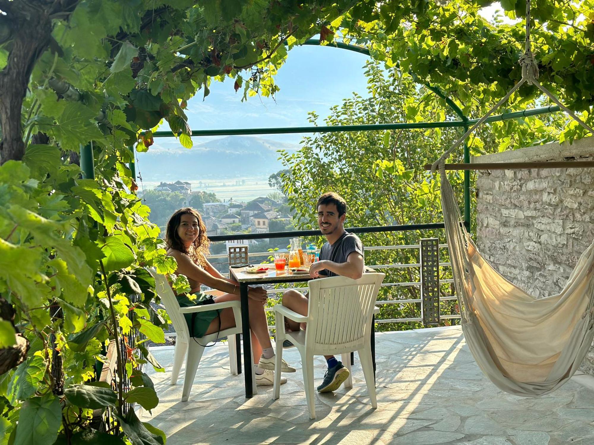 Guesthouse Mele Gjirokastër Екстериор снимка