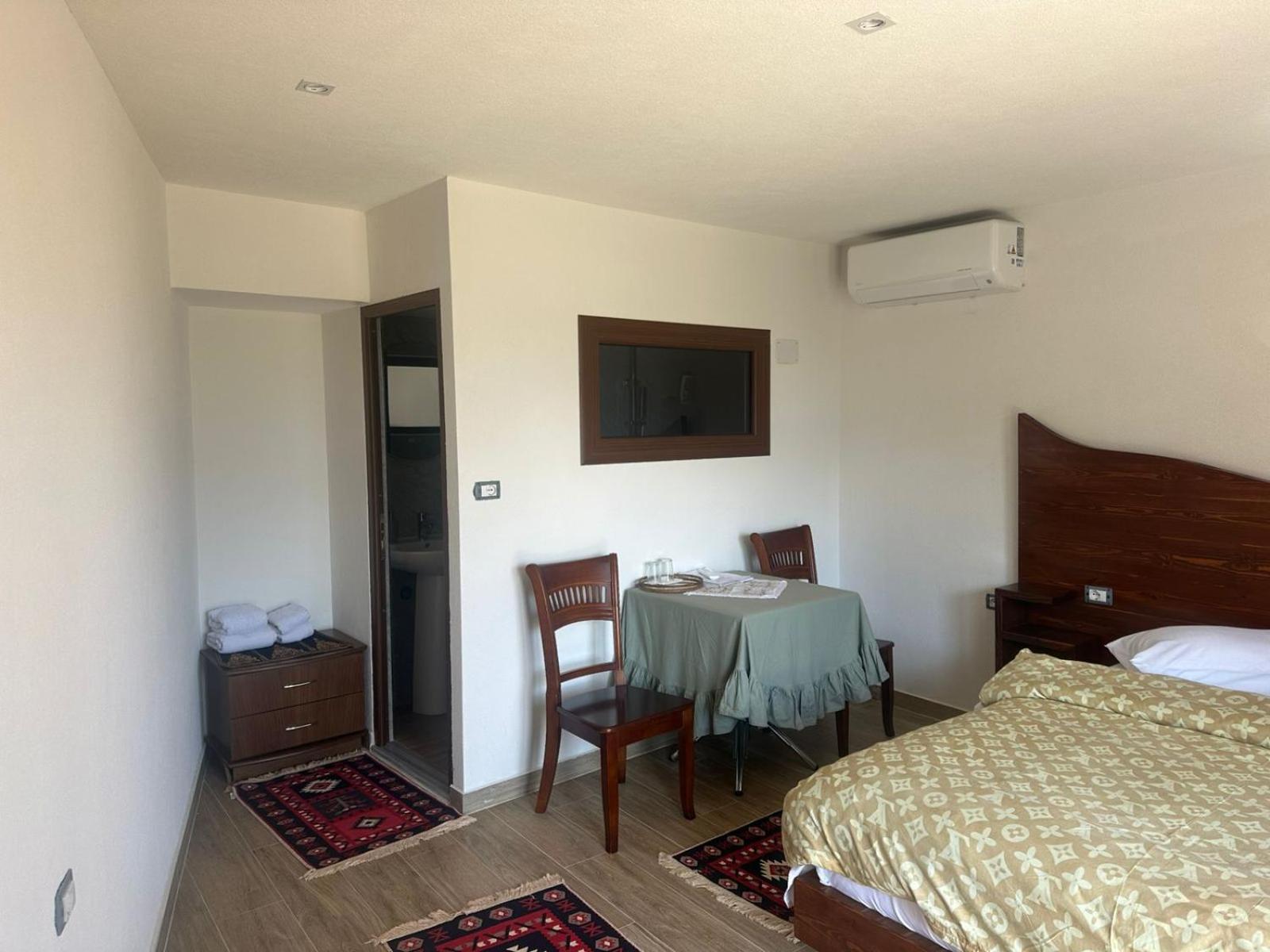Guesthouse Mele Gjirokastër Екстериор снимка