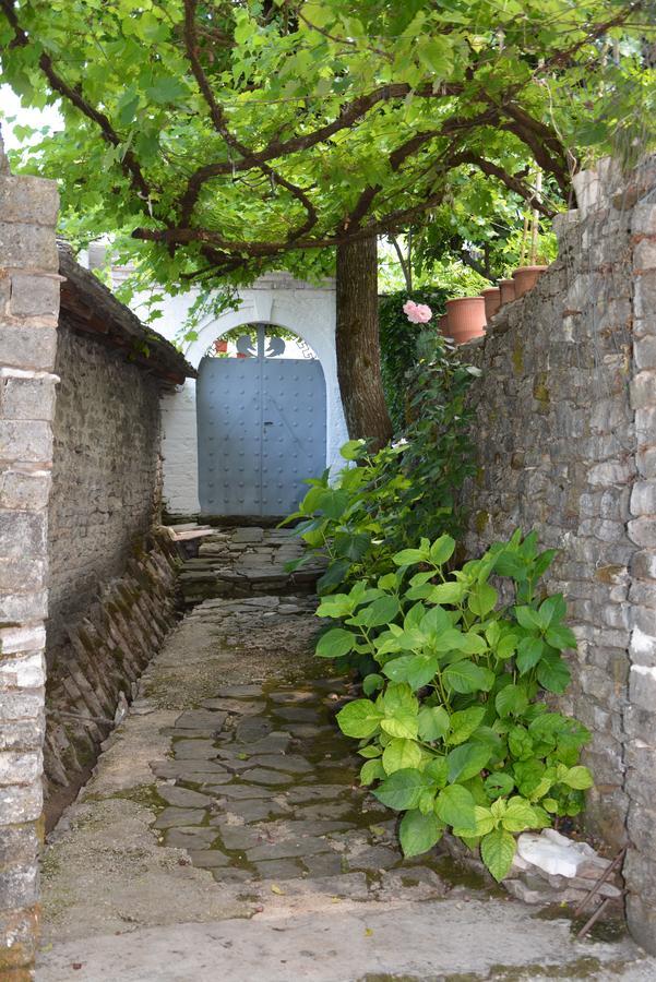 Guesthouse Mele Gjirokastër Екстериор снимка