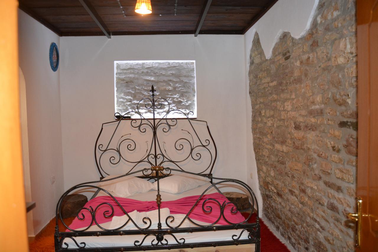 Guesthouse Mele Gjirokastër Екстериор снимка