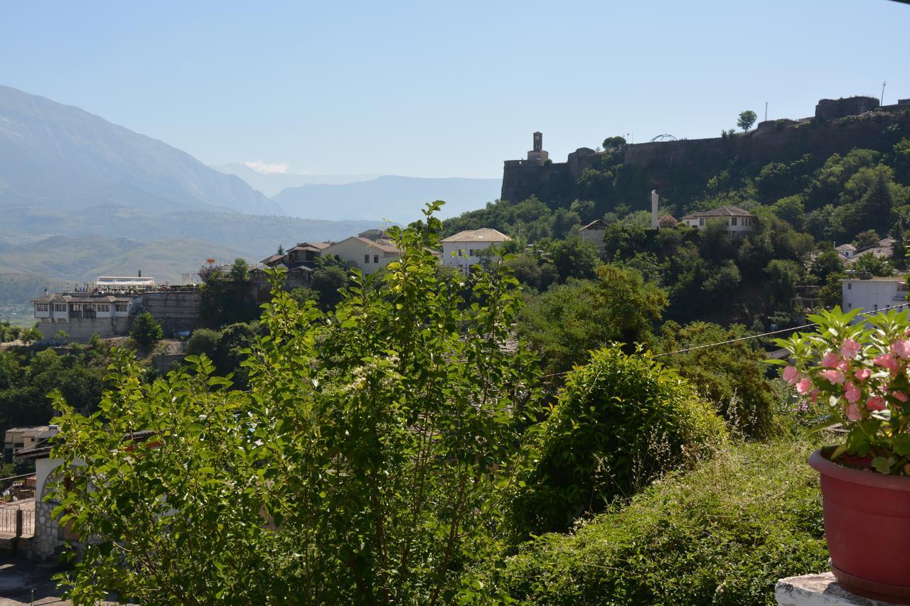 Guesthouse Mele Gjirokastër Екстериор снимка