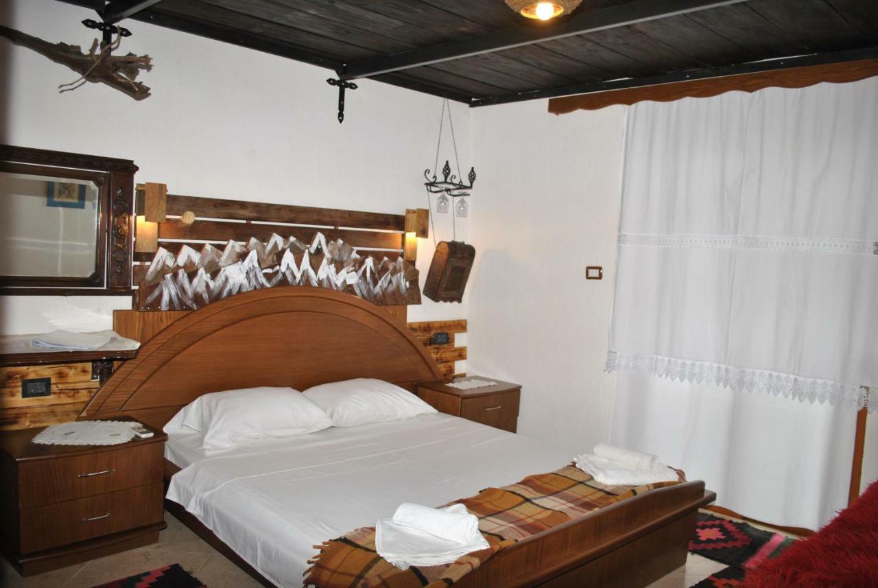 Guesthouse Mele Gjirokastër Екстериор снимка