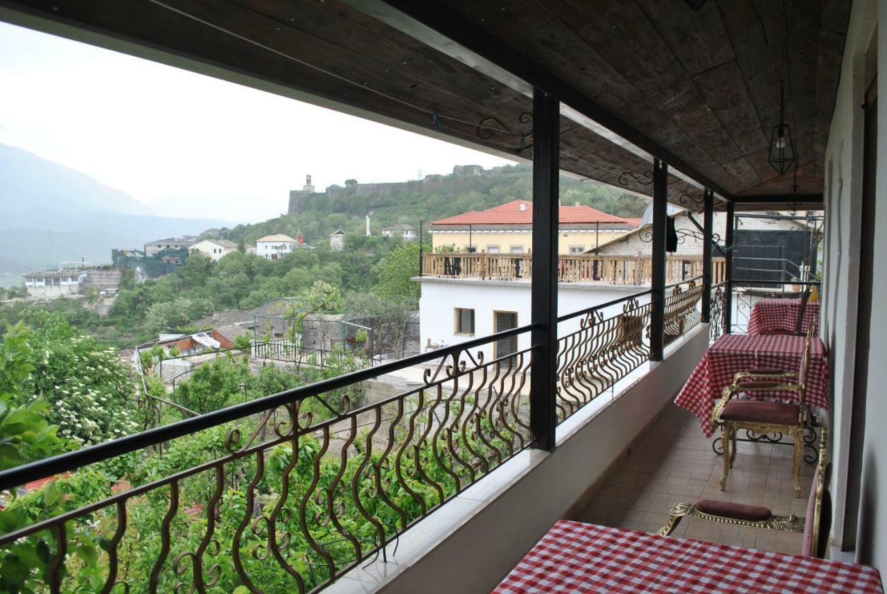 Guesthouse Mele Gjirokastër Екстериор снимка