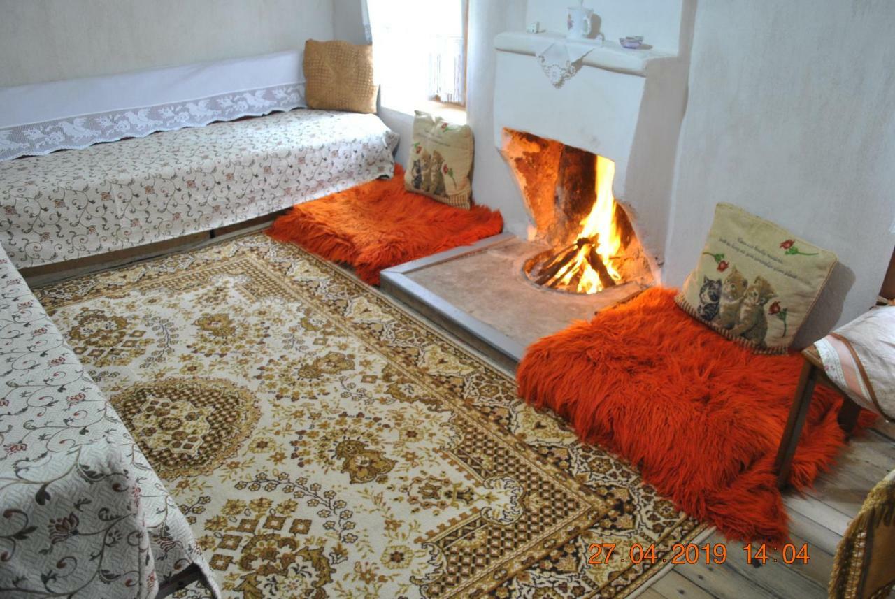 Guesthouse Mele Gjirokastër Екстериор снимка