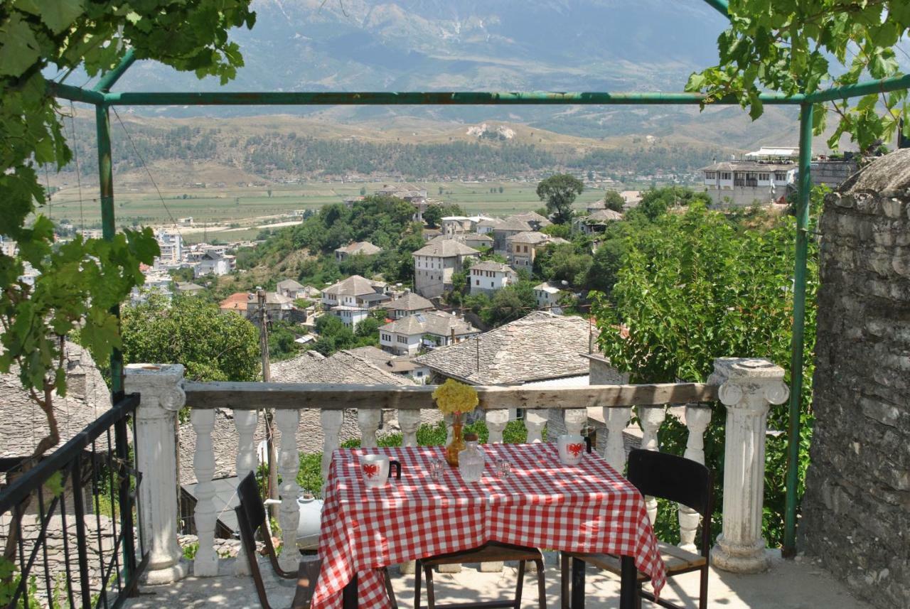 Guesthouse Mele Gjirokastër Екстериор снимка
