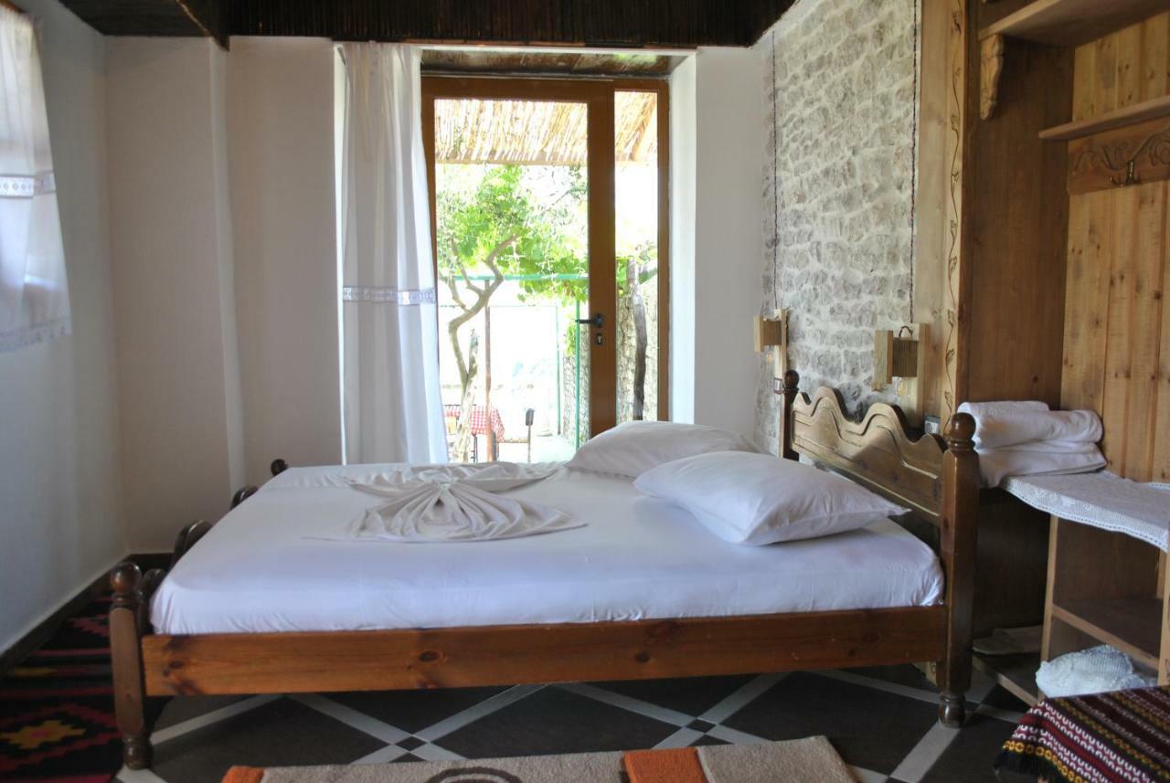 Guesthouse Mele Gjirokastër Екстериор снимка